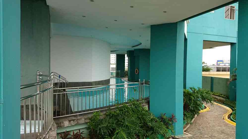 Swimming pool Green Central City Apartment