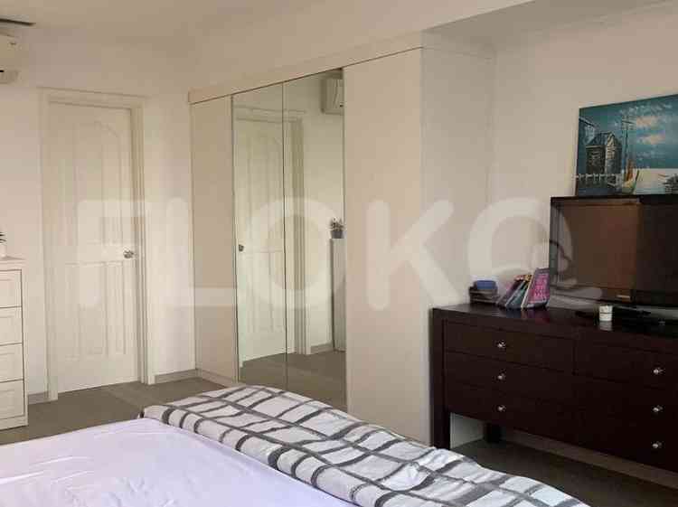 150 sqm, 3rd floor, 3 BR apartment for sale in Sudirman 8