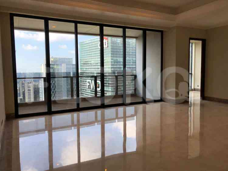 249 sqm, 15th floor, 4 BR apartment for sale in Senopati 4