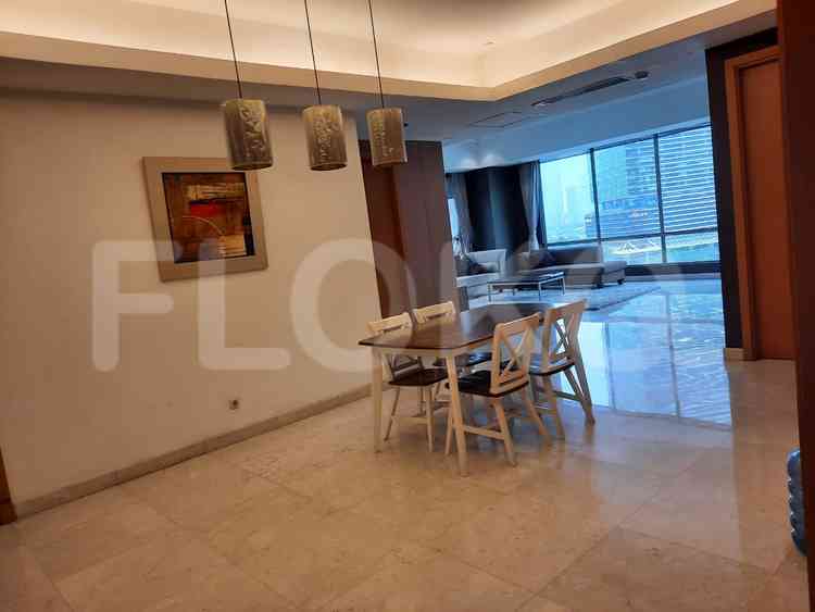 173 sqm, 8th floor, 3 BR apartment for sale in Sudirman 2