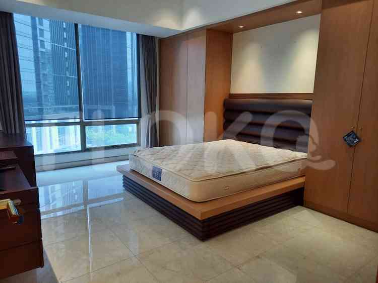 173 sqm, 8th floor, 3 BR apartment for sale in Sudirman 3