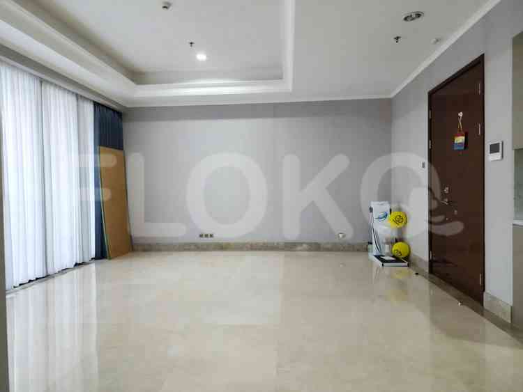228 sqm, 15th floor, 4 BR apartment for sale in Senopati 1