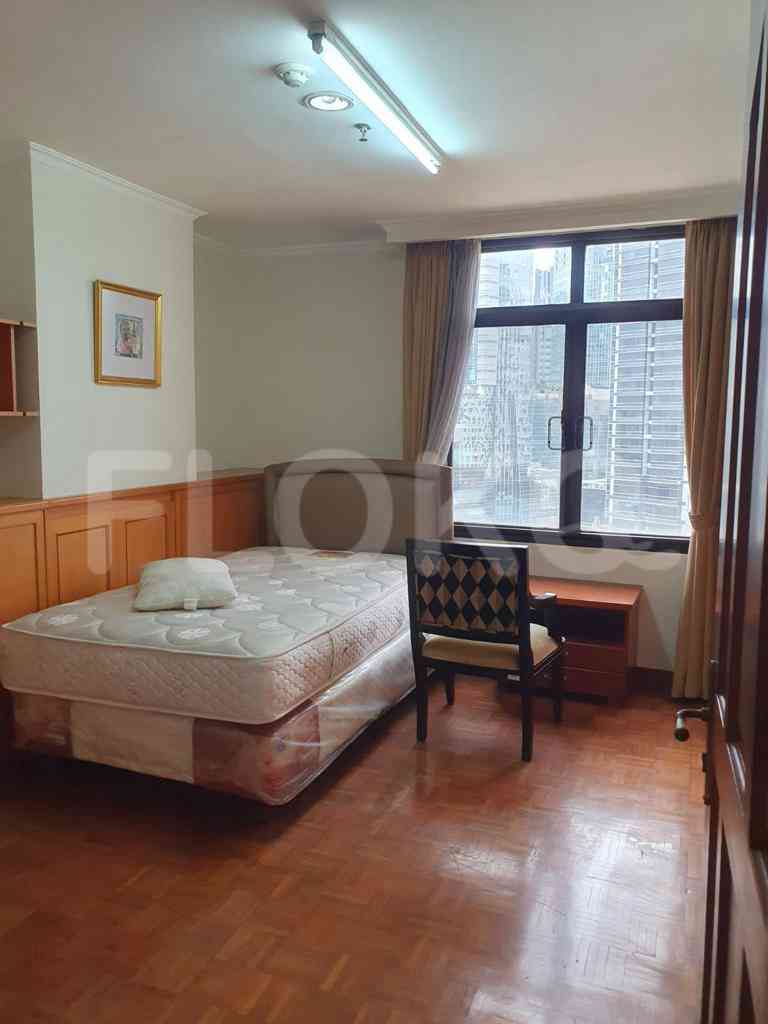 3 Bedroom on 12th Floor for Rent in Kusuma Chandra Apartment  - fsu07f 1