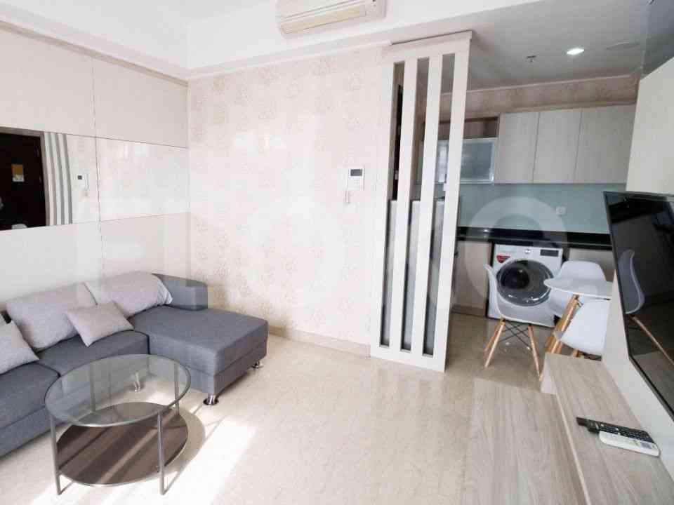 2 Bedroom on 15th Floor for Rent in Menteng Park - fmef99 3
