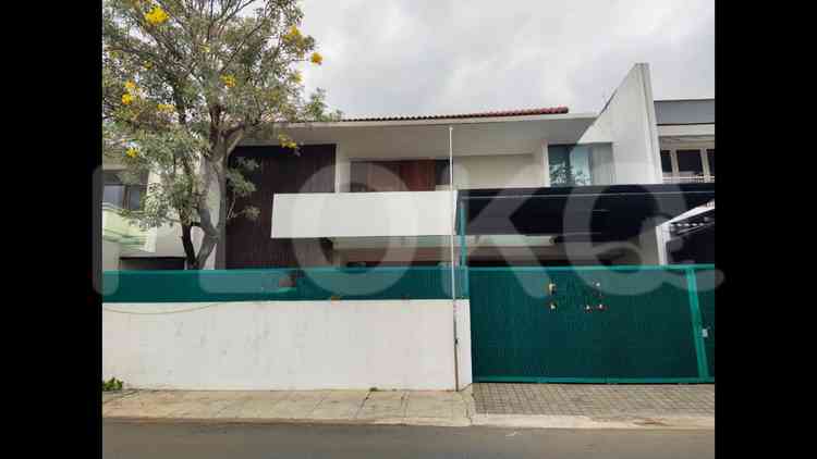 415 sqm, 3 BR house for sale in Intercon, Kebon Jeruk 1