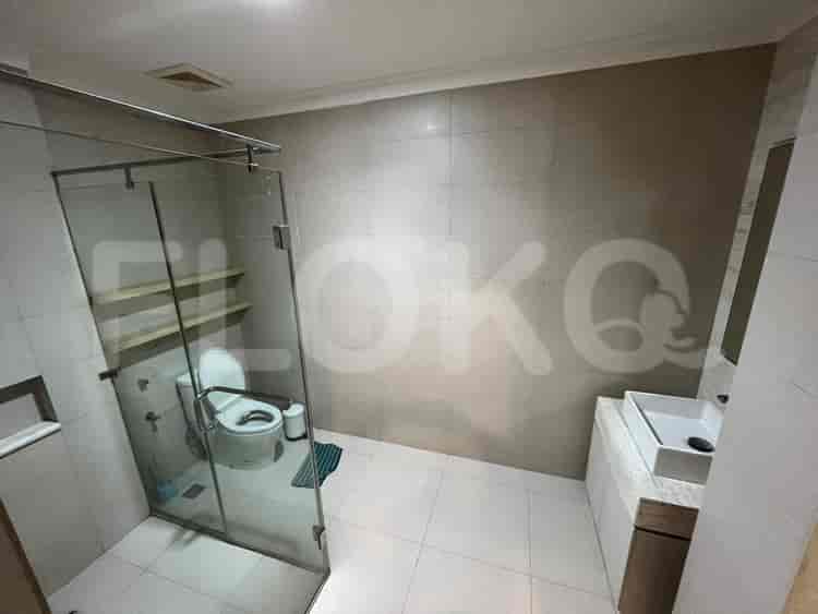 Tipe 2 Kamar Tidur di Lantai Tinggi untuk disewakan di Residence 8 Senopati - fse324 3