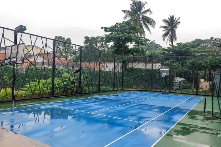 Basketball Court Lavanue Apartment