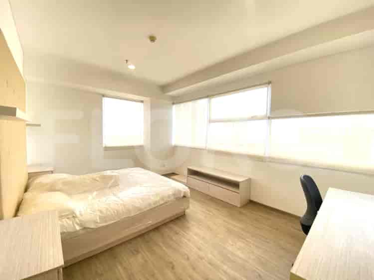 Apartemen 3 Kamar Tidur Furnished Dijual - APA8e4ee, Lantai Tinggi, 1Park Residences 4