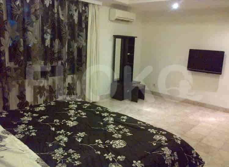 Tipe 4 Kamar Tidur di Lantai Tinggi untuk disewakan di Brawijaya Apartemen - fcia1e 5