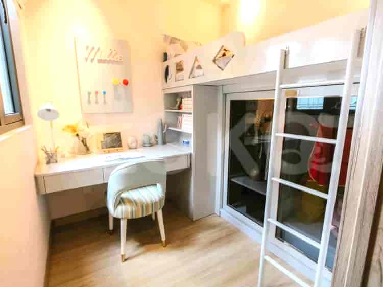 Stylish 3BR Apartment for Sale - APA18136, High Floor, Skyhouse Alam Sutera 7