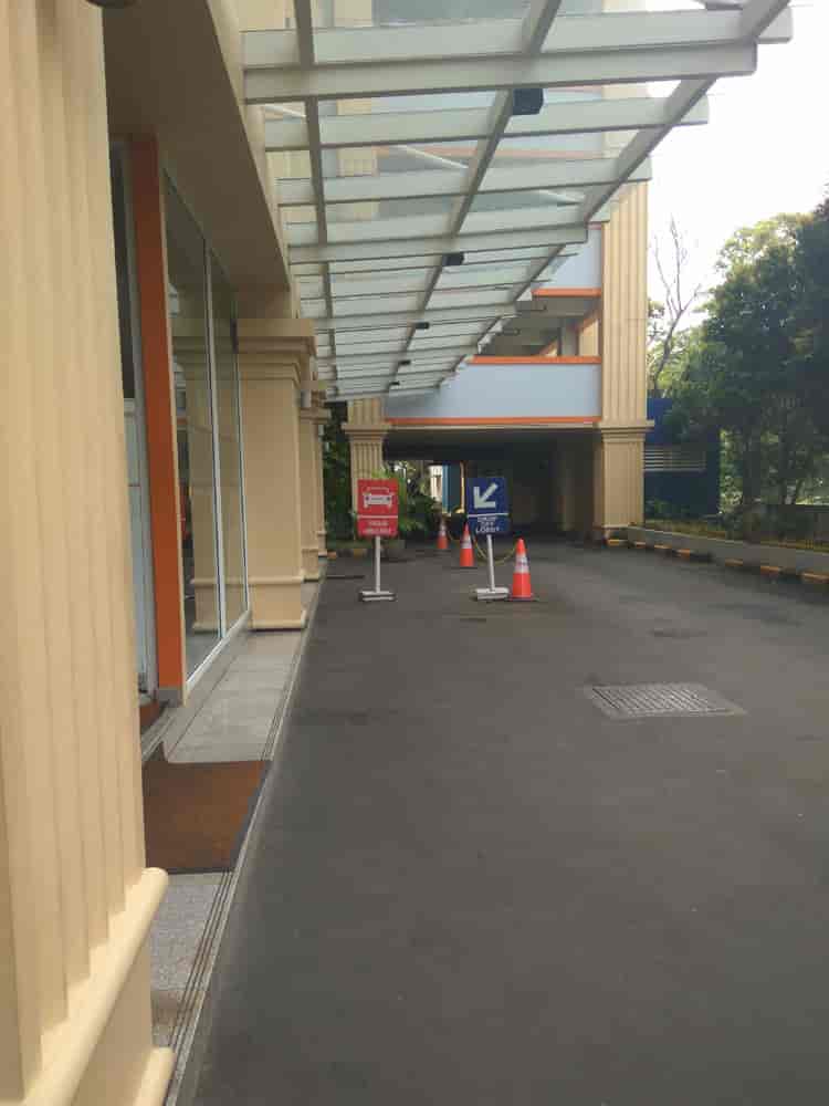 Pintu masuk The Boutique at Kemayoran