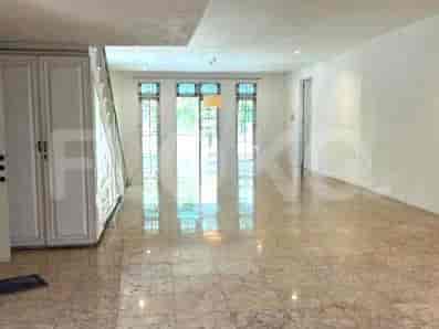 300 sqm, 4 BR house for rent in nearby cilandak , Cilandak - RHA2e8 2