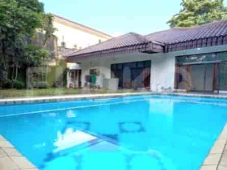400 sqm, 4 BR house for rent in Kemang - Jakarta Selatan, Kemang - RHAccf 1