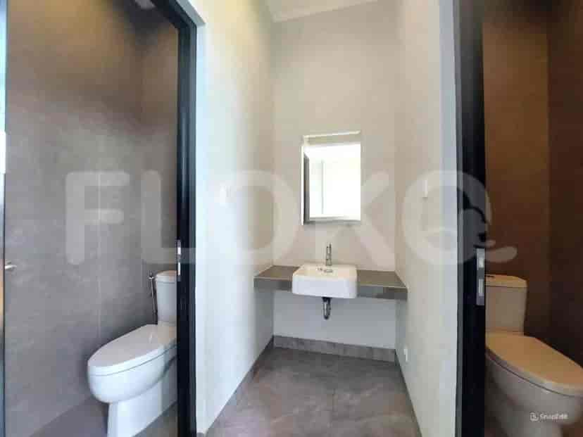 189 sqm, shophouse for sale in Emerald Commercial, Summarecon, Bekasi 3
