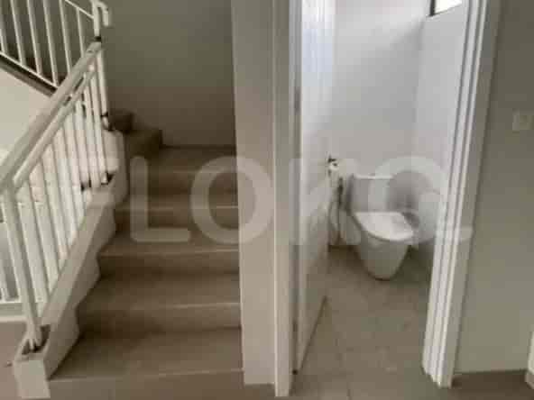 Dijual Ruko Luas 245 m2 di Kebayoran Arcade Bintaro, Bintaro - RKSe79 2