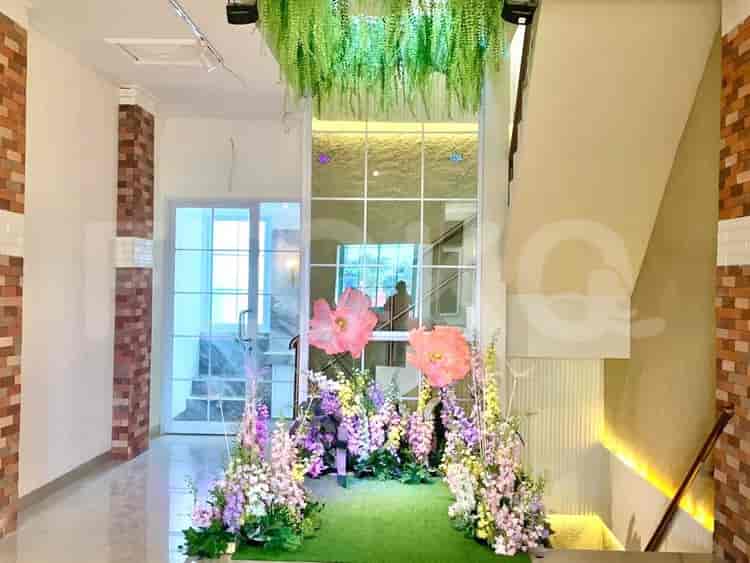 Dijual Ruko Luas 243 m2 di Jendral Sudirman, Bintaro - RKS8b3 2