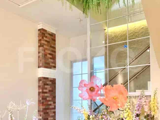Dijual Ruko Luas 243 m2 di Jendral Sudirman, Bintaro - RKS8b3 3