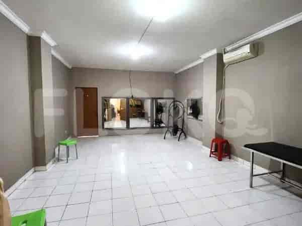 Dijual Ruko Luas 202 m2 di Ruko Mutiara Taman Palem, Cengkareng - RKS4b4 3