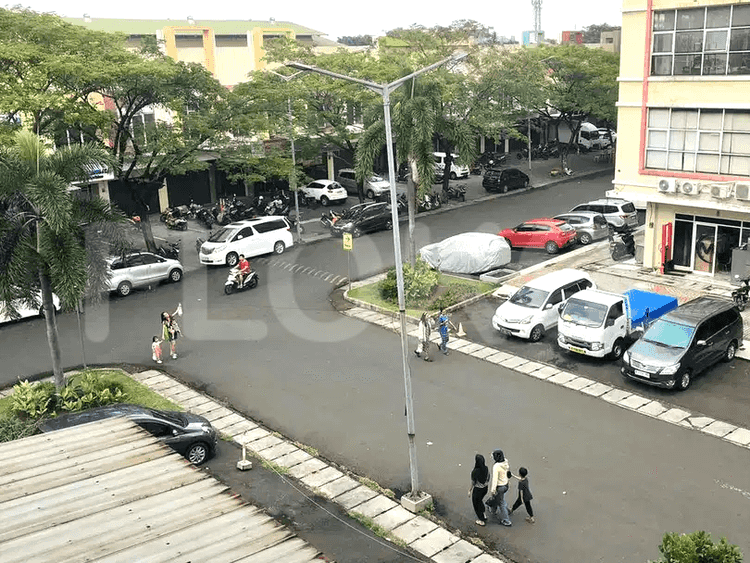 Dijual Ruko Luas 195 m2 di Grand Palm, Cengkareng - RKS6cc 1