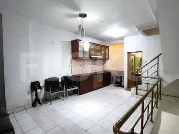 Dijual Ruko Luas 201 m2 di Mutiara Taman Palem, Cengkareng 3