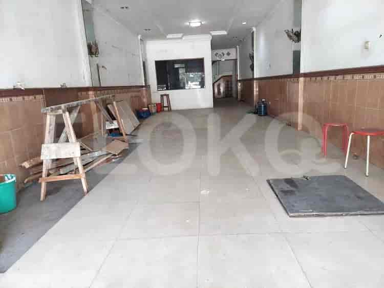 Dijual Ruko Luas 360 m2 di Taman Palem Lestari, Cengkareng - RKS6d6 1