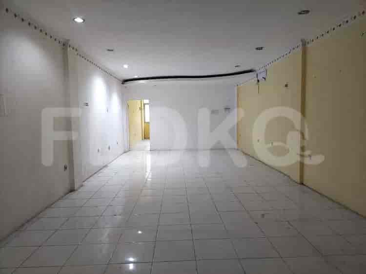 Dijual Ruko Luas 360 m2 di Taman Palem Lestari, Cengkareng - RKS6d6 4
