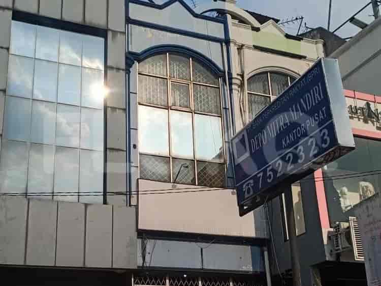 109 sqm, shophouse for sale in Margonda Raya, Depok - RKSd49 2