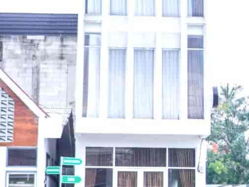92 sqm, shophouse for sale in Tugu Raya, Depok - RKSe44 1