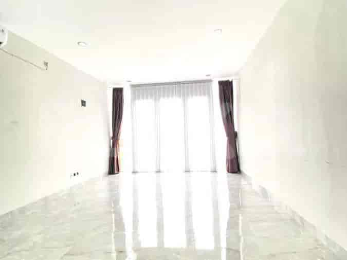 92 sqm, shophouse for sale in Tugu Raya, Depok - RKSe44 4