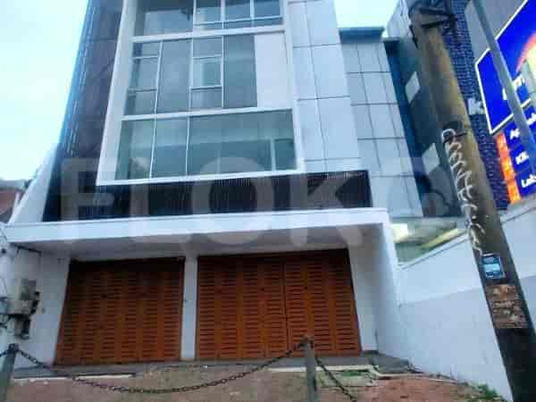Dijual Ruko Luas 800 m2 di Raya Radio Dalam, Gandaria 1