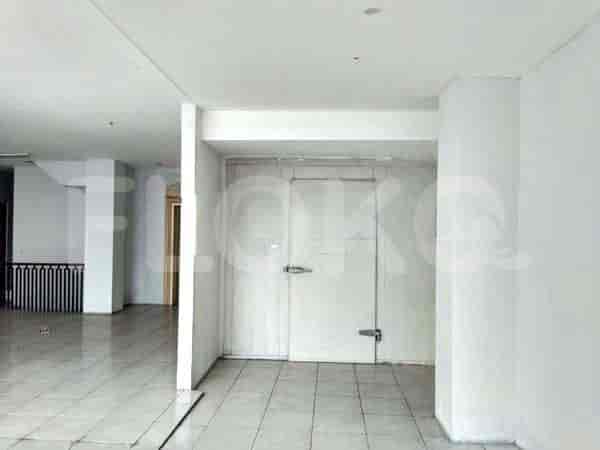 Dijual Ruko Luas 800 m2 di Raya Radio Dalam, Gandaria 2