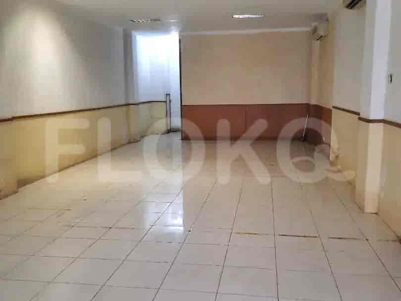 195 sqm, shophouse for sale in Prisma Kedoya, Kebon Jeruk 2