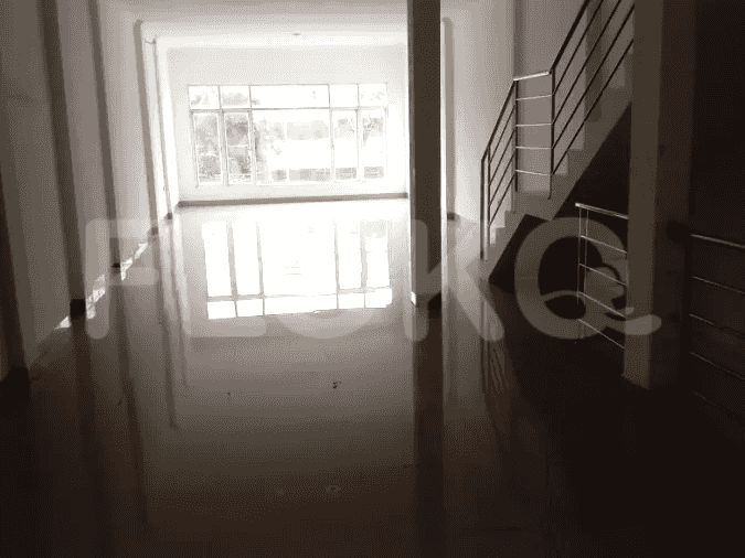 Dijual Ruko Luas 340 m2 di Mangga Besar Raya, Mangga Besar - RKS6cf 4