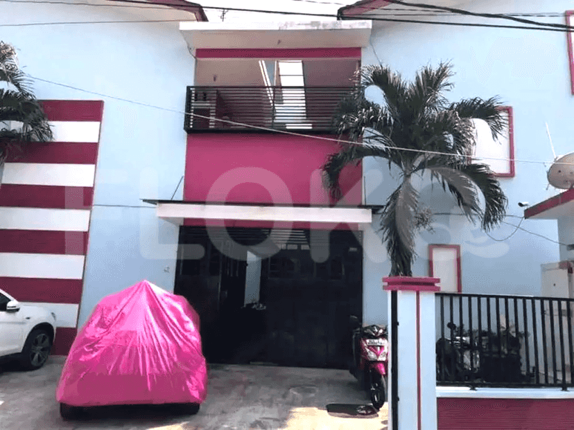 Dijual Ruko Luas 380 m2 di Jatiwaringin, Pondok Gede 1
