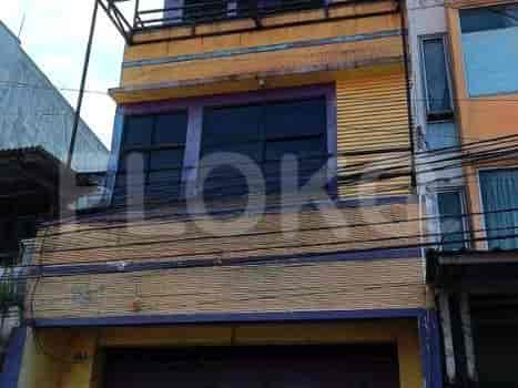 240 sqm, shophouse for sale in Bungur, Senen 1