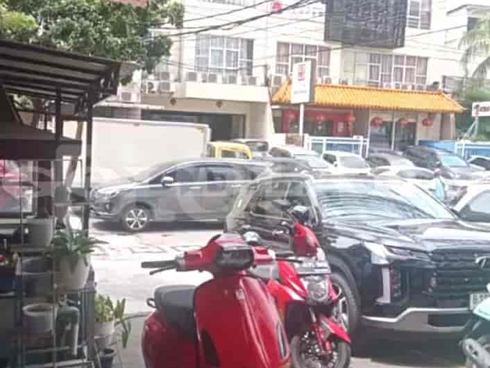 399 sqm, shophouse for sale in Tanah Abang, Tanah Abang - RKS42e 1
