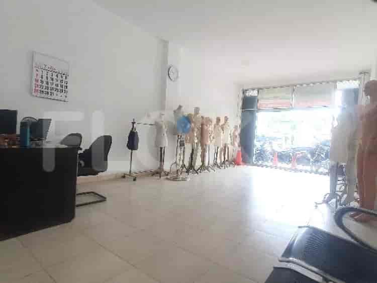 72 sqm, shophouse for sale in Mas Mansyur, Tanah Abang - RKS280 2