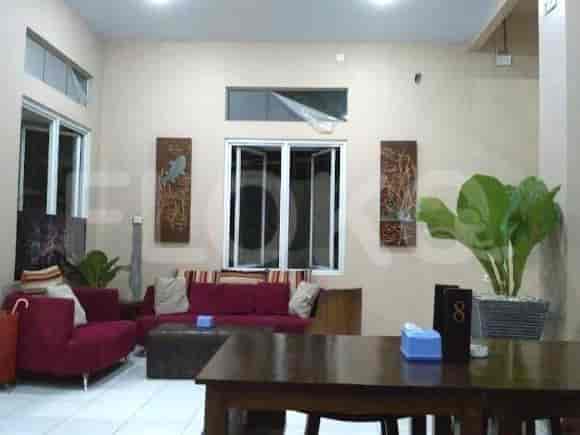 200 sqm, shophouse for rent in Marga Jaya, Bekasi Selatan - RKR045 6