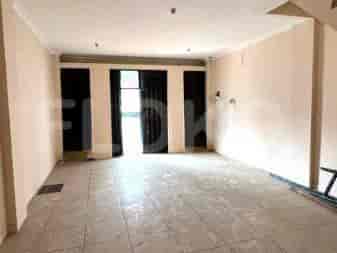 150 sqm, shophouse for rent in Boulevar Hijau Harapn Indah, Bekasi - RKR89e 2