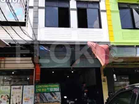 Disewakan Ruko Luas 180 m2 di Pekayon, Bekasi Selatan 1