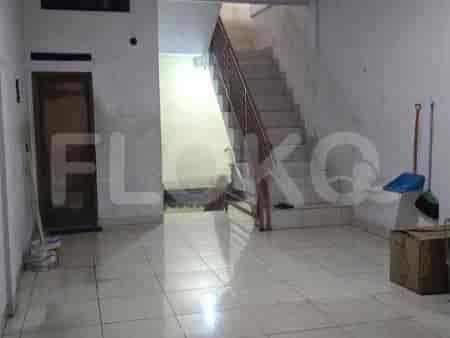 192 sqm, shophouse for sale in Harapan Indah, Bekasi - RKS303 2