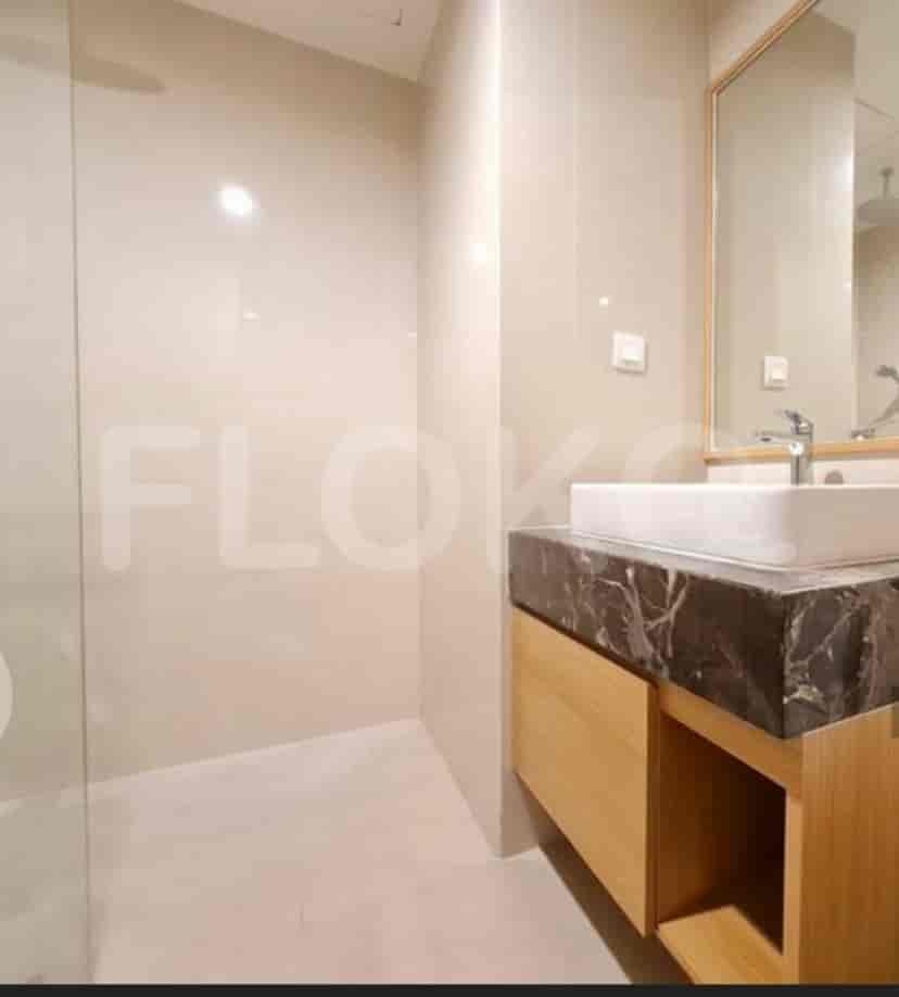 Rent 1 Bedroom on the 16th Floor of Sudirman Hill Residences Apartment: Flokq 1