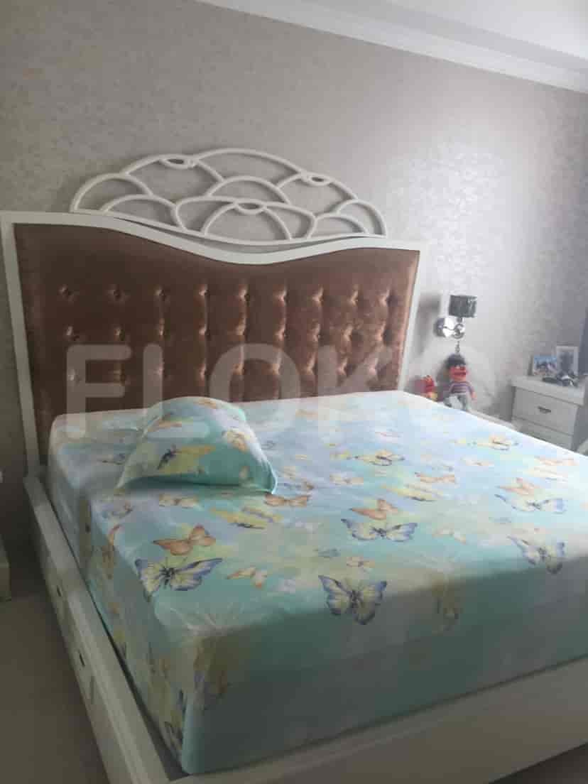 Rent 2 Bedroom on the 27th Floor of Kuningan City (Denpasar Residence) Apartment: Flokq 3