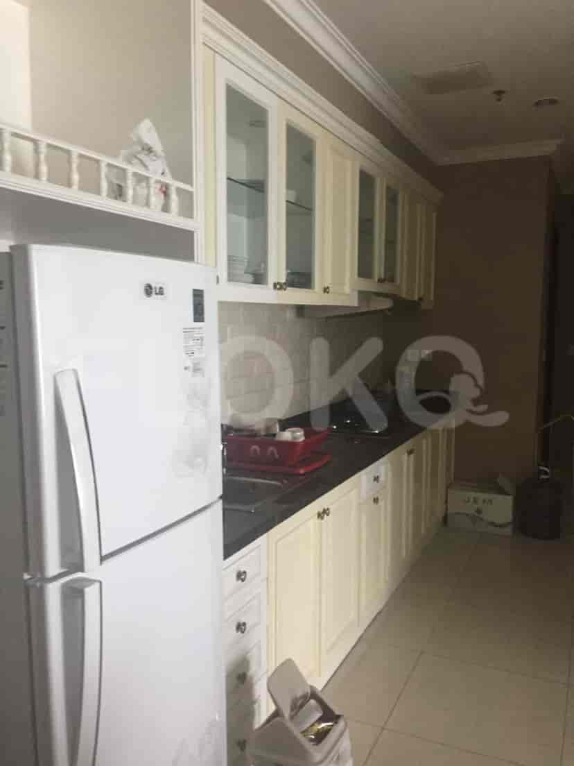 Rent 2 Bedroom on the 27th Floor of Kuningan City (Denpasar Residence) Apartment: Flokq 2