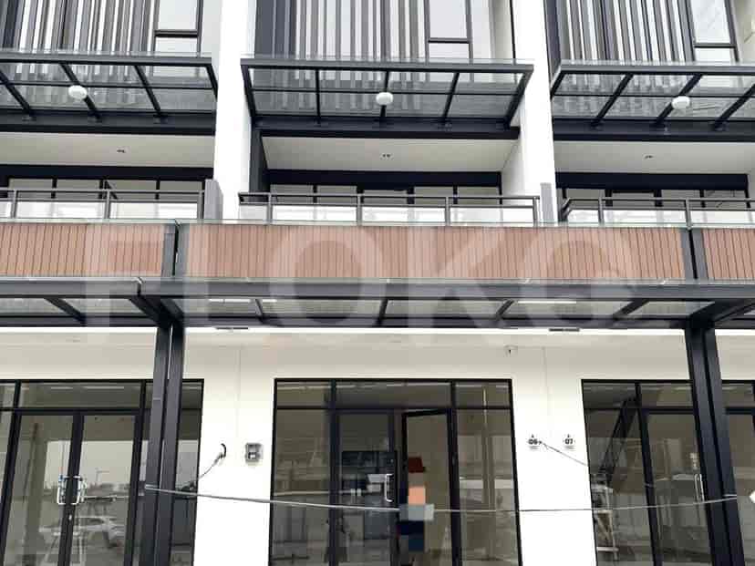 Disewakan Ruko Luas 141 m2 di Hampton Avenue, Gading Serpong 2