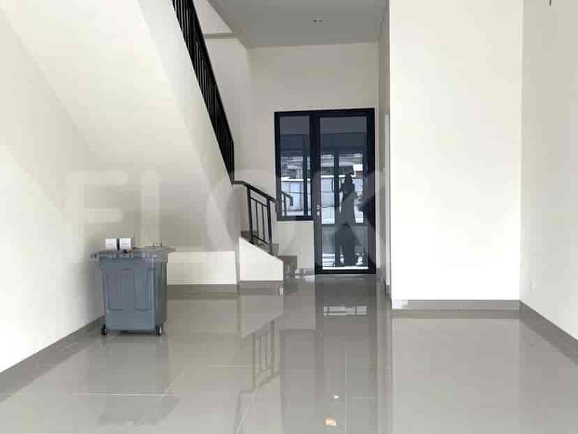 Disewakan Ruko Luas 141 m2 di Hampton Avenue, Gading Serpong 3