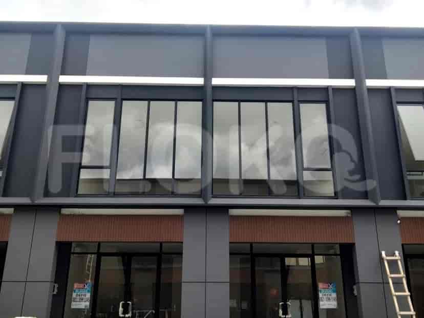 90 sqm, shophouse for sale in Hampton Avenue, Gading Serpong 1