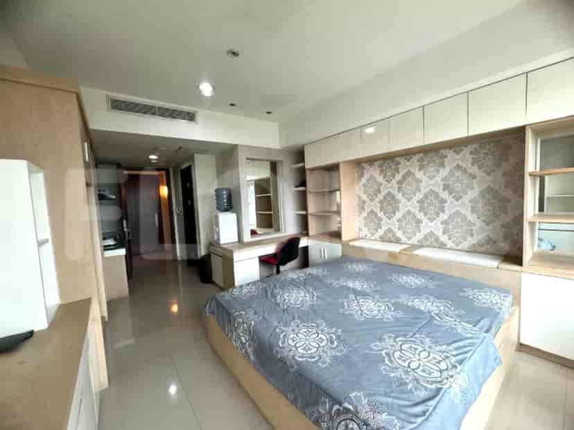 APA5b8e3 Lantai 30 | Apartemen 1BR Berperabot, Karawaci 1
