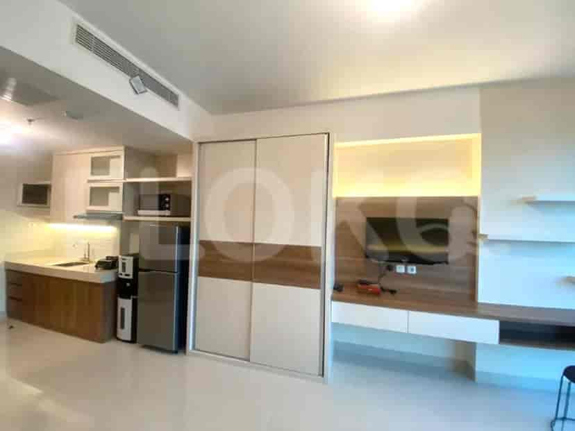 APAf182d 25th Floor | Furnished 1BR Apartment for Sale, Karawaci 3