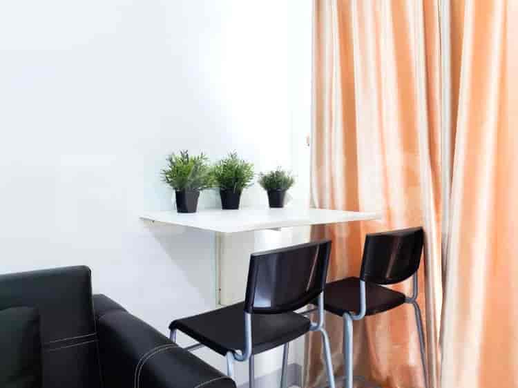 Apartemen 2BR Berperabotan Dijual - APAb6119, Lantai Rendah, Cikokol, Tangerang 8